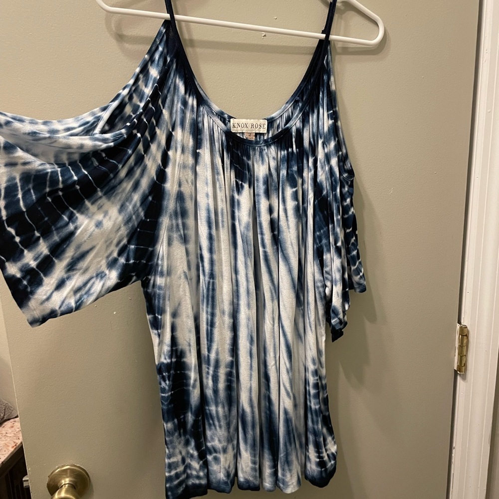 Knox Rose XL bare (cold)  shoulder top